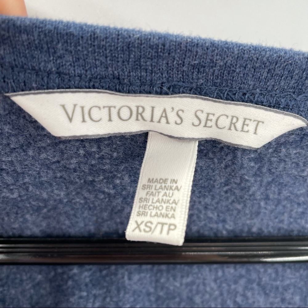 Victoria's Secret " Shell Ya " Sweatshirt - Picture 14 of 14